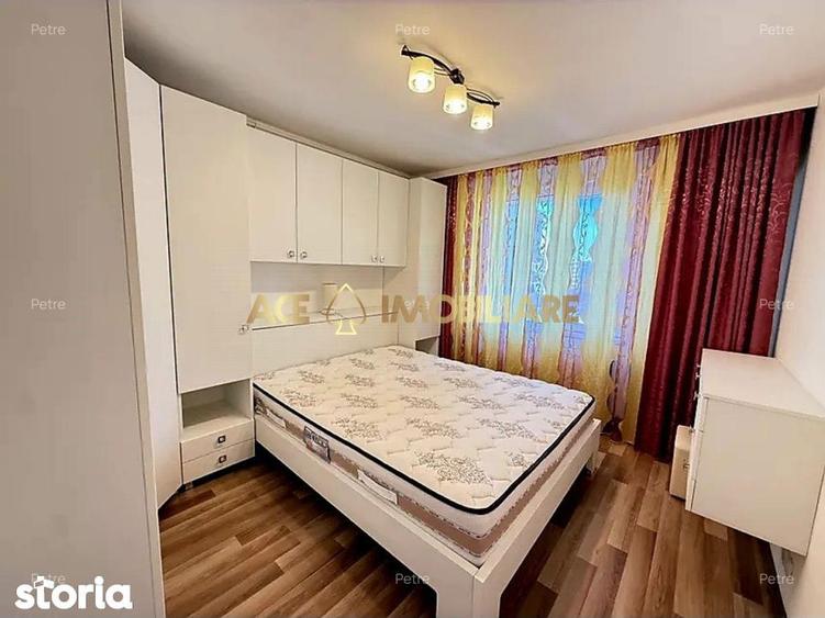 Apartament cu 4 camere, mobilat în Tei