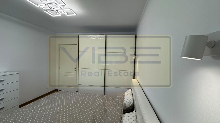 Apartament cu 2 camere semidecomandat, mobilat în Podu Roș