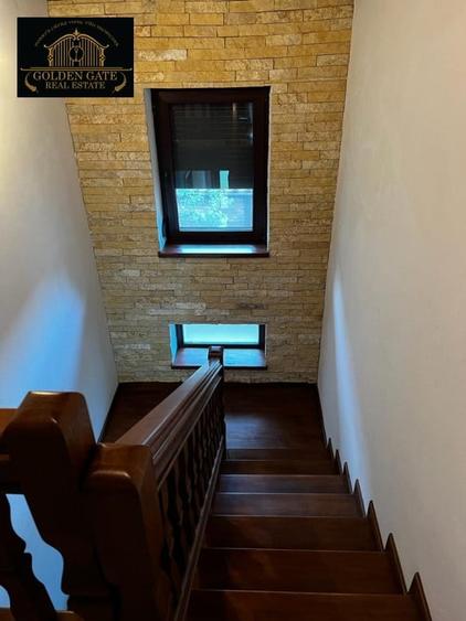 Casă individuală cu 6 camere cu Teren 1741 Mp în Buriaș
