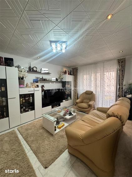 2 camere - Etaj 2 - Piata - Loc de parcare propriu - 5