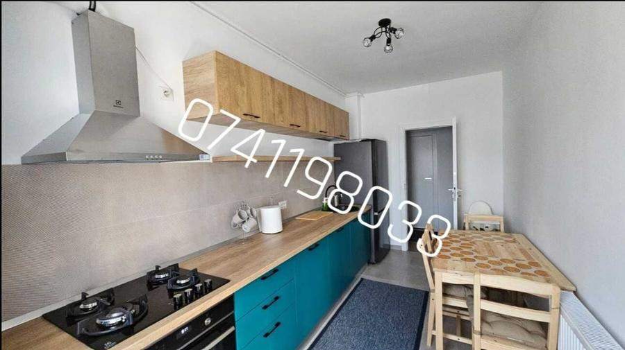 Apartament cu 3 camere decomandat în Parcul Carol