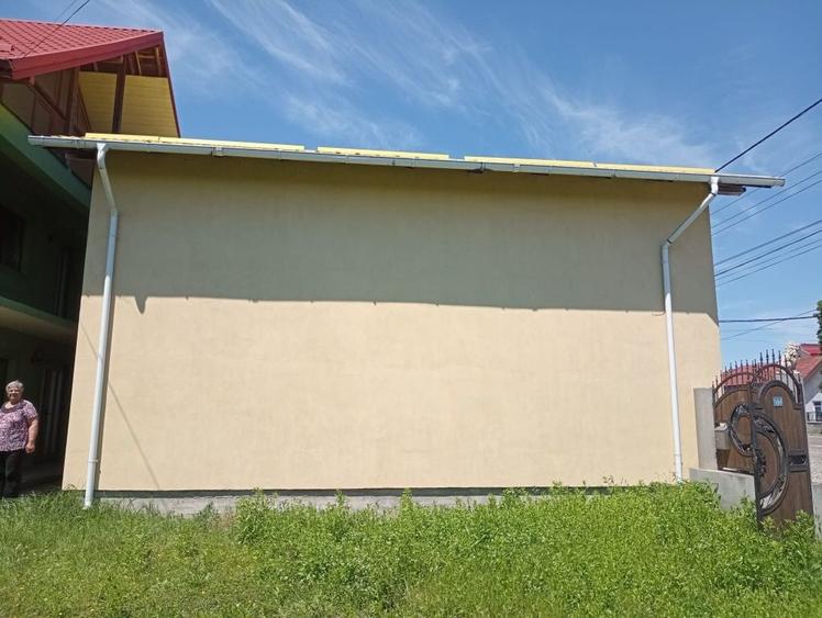 Spațiu comercial, de 200 mp, în Vadu Moldovei