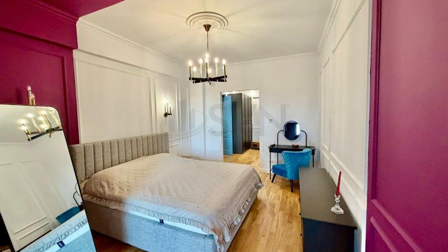 Apartament cu 4 camere decomandat, mobilat în P-ța Victoriei
