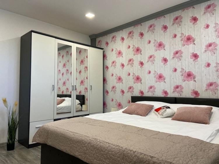 Apartament cu 3 camere semidecomandat în Primăverii