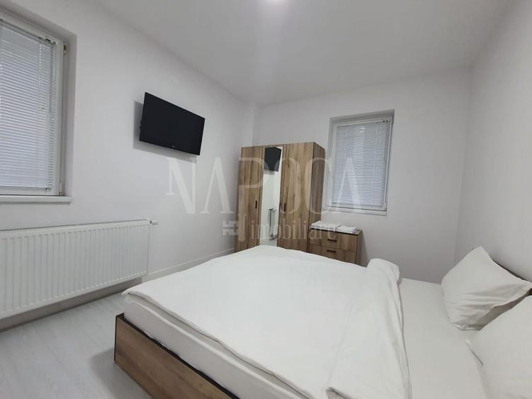 Casă individuală cu 12 camere cu Canalizare în Oncea