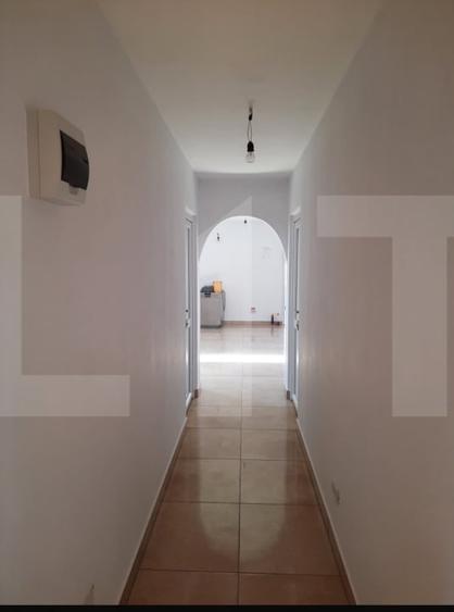 Casă individuală cu 5 camere cu Teren 1028 Mp în Exterior Nord