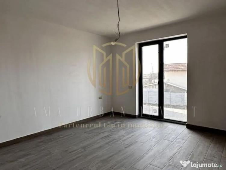Casă cu 5 camere cu Teren 280 Mp în Central