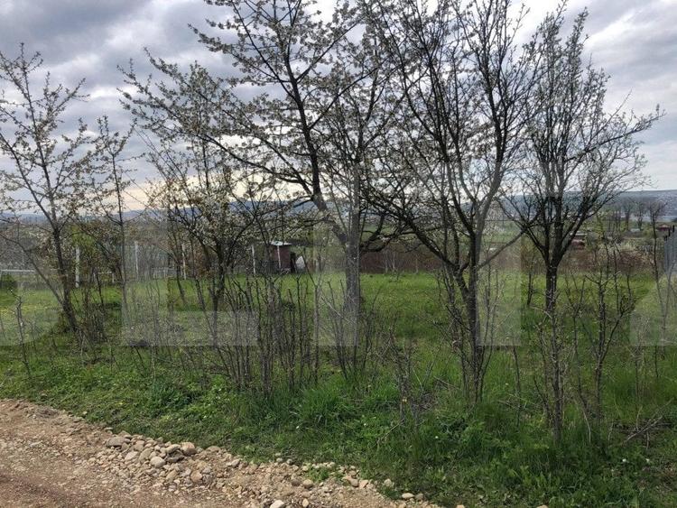 Teren Construcții intravilan de 606 mp, în Sopor