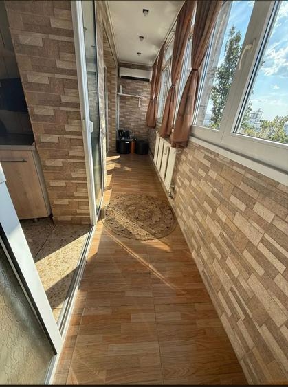 Apartament cu 2 camere decomandat în Republicii