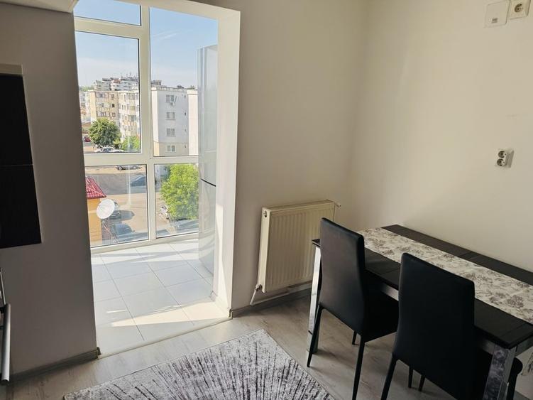 Apartament cu 2 camere decomandat în Popa Șapcă