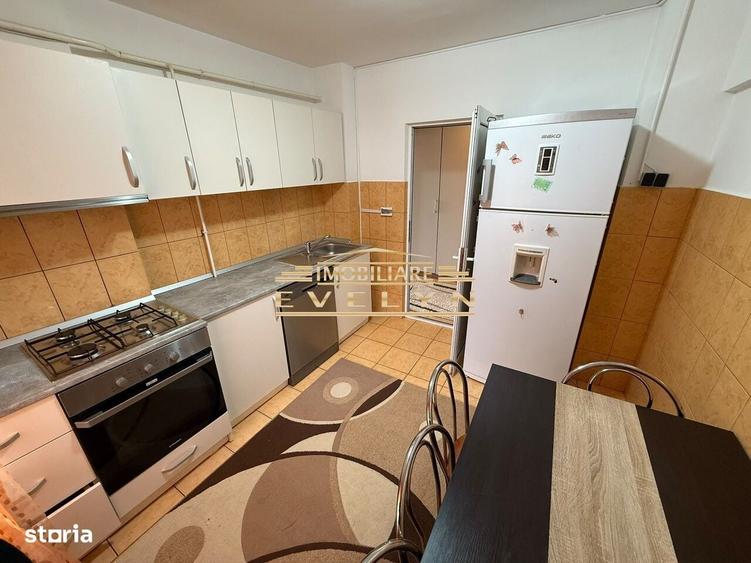 Apartament cu 2 camere decomandat în Central