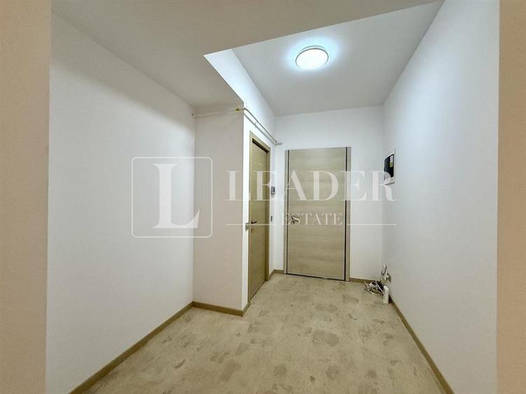 Apartament cu 3 camere decomandat, mobilat în Universitate