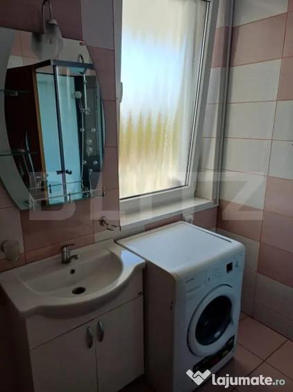 Garsonieră decomandată în Central