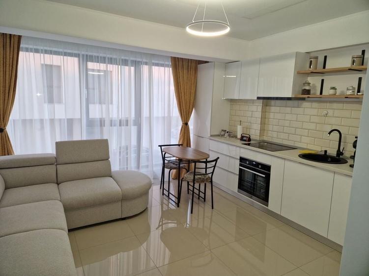 Apartament cu 2 camere decomandat în Mamaia