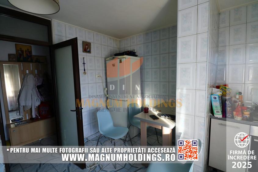 Apartament cu 3 camere, mobilat în Prundu