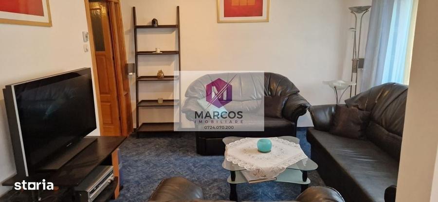 Apartament cu 4 camere decomandat în Central