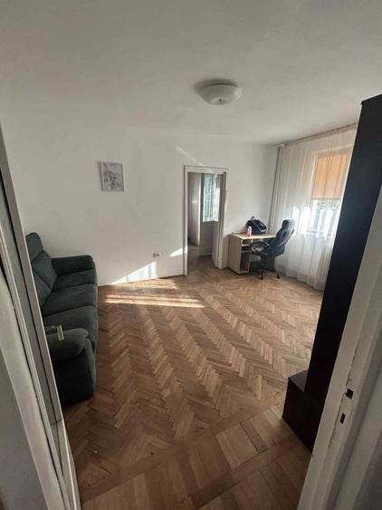 Apartament cu 2 camere nedecomandat în Tudor Vladimirescu