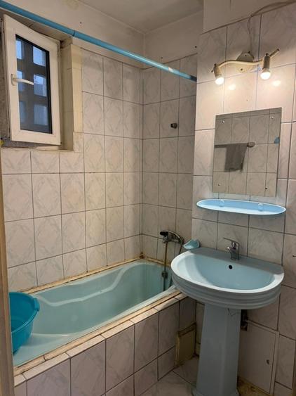 Apartament cu 3 camere decomandat în Dristor — fotografia 3
