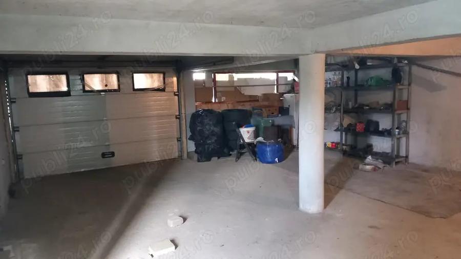Casă cu 5 camere în Central