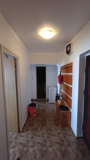 Apartament cu 2 camere decomandat în Balta Albă