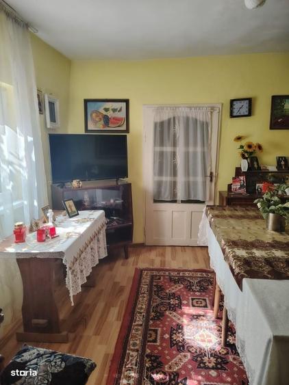 Casă cu 3 camere cu Teren 250 Mp în Chercea