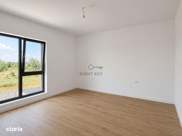 Casă cu 4 camere în Domnești