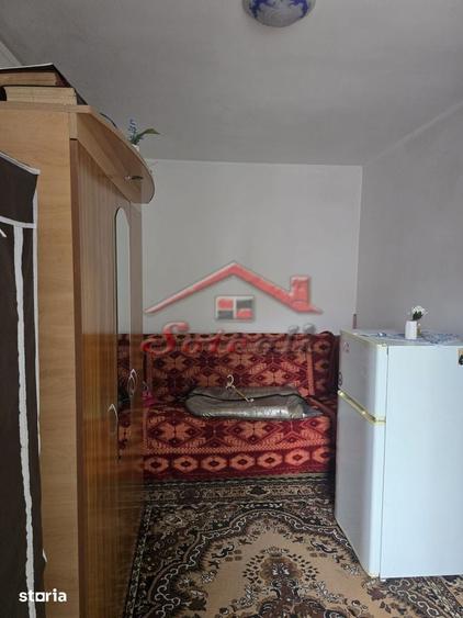 Apartament 2 camere etaj 1/4 Campina zona semicentrala - 2
