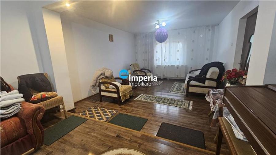 Casa spatioasa in Bucium – Visan, aproape de supermarket TLT - 2