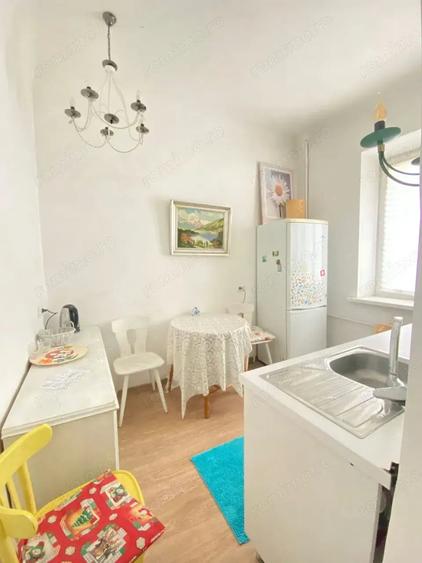Apartament cu 2 camere decomandat în Spitalul Județean