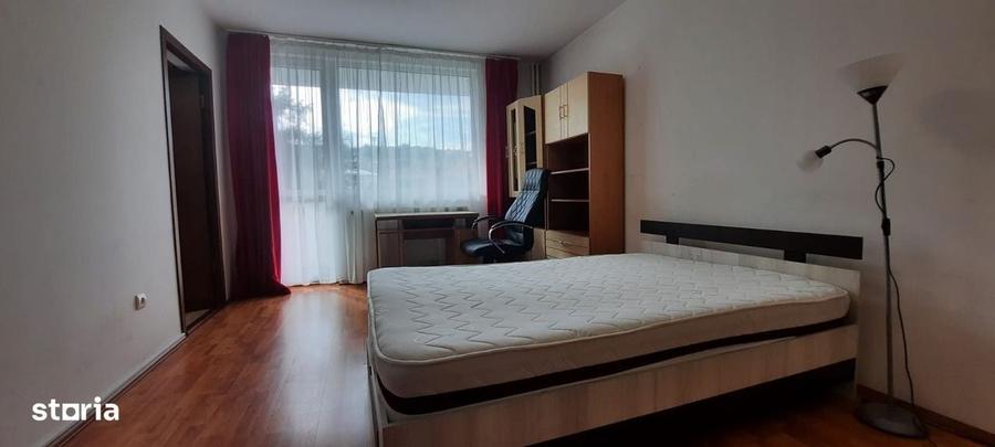 Apartament cu 2 camere semidecomandat în Cornișa