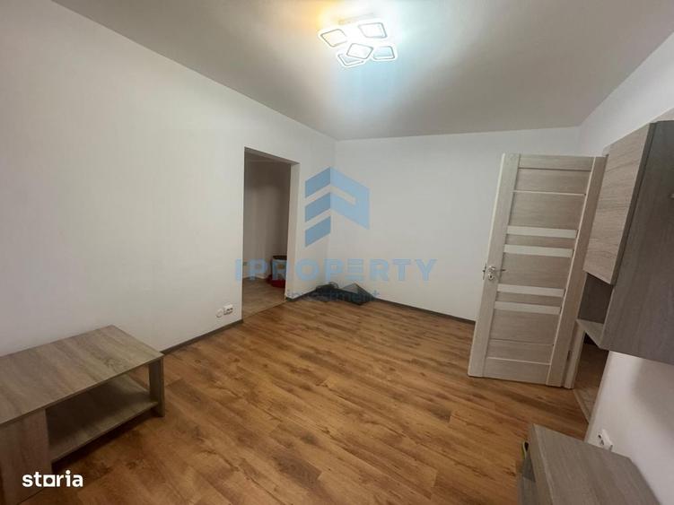 Apartament cu 2 camere semidecomandat în Gara de Nord