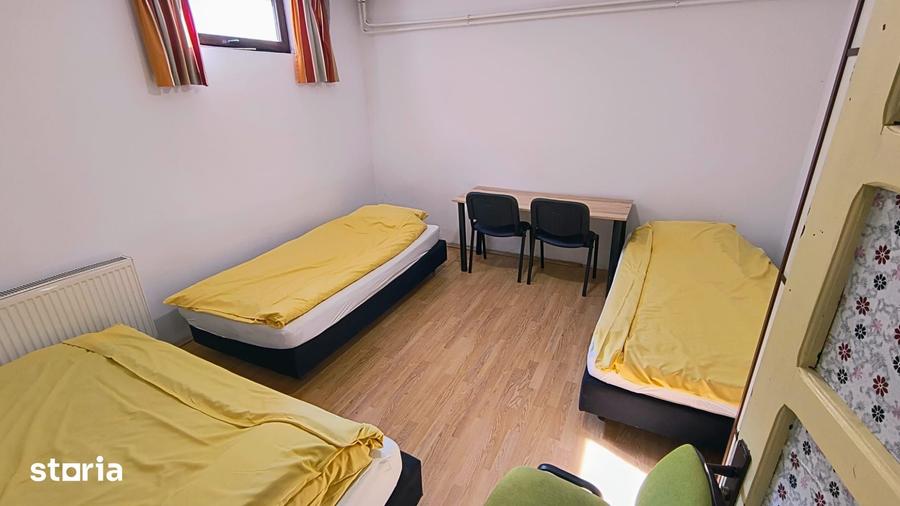 Casă cu 4 camere cu Teren 1000 Mp în Central