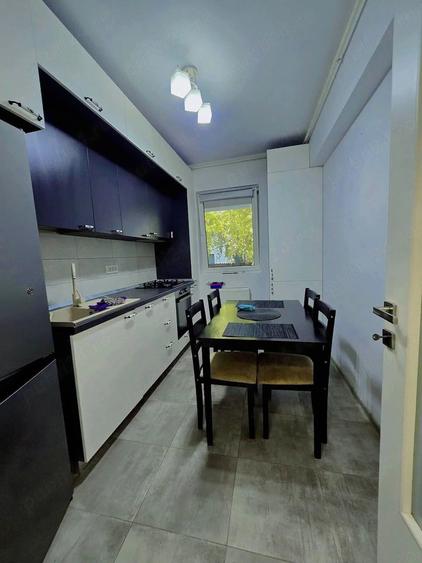 Apartament cu 2 camere decomandat în Dobroești