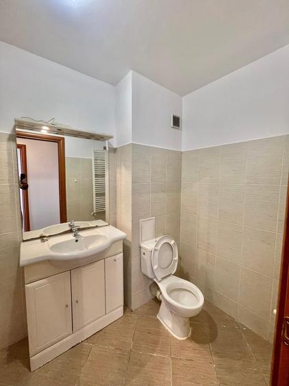 Apartament cu 2 camere decomandat în Domenii