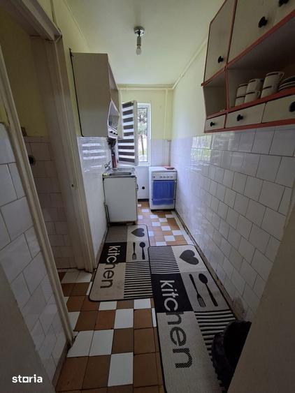 Apartament cu 2 camere decomandat în Dâmbu Pietros