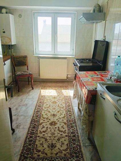 Apartament cu 2 camere decomandat, mobilat în Faleza Nord