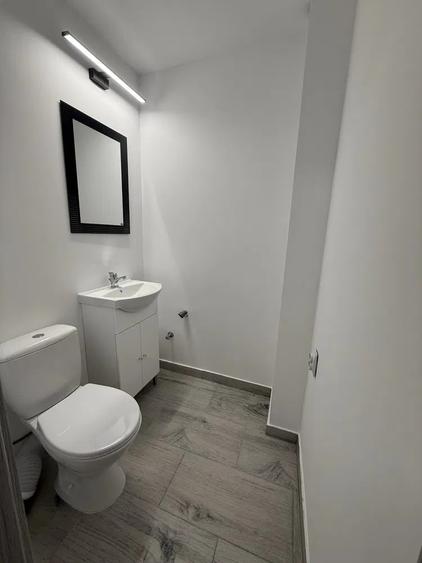 Apartament cu 3 camere decomandat în Ștefan cel Mare