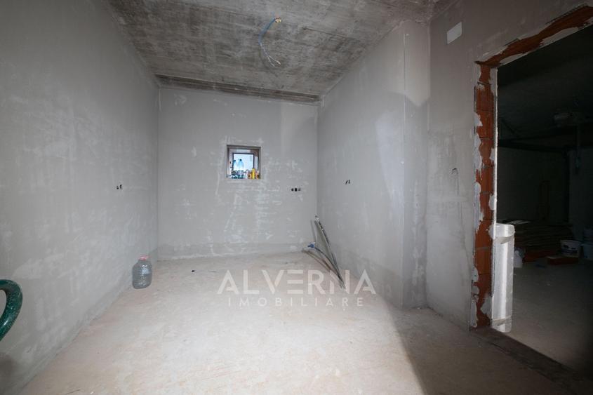Casă individuală cu 5 camere cu Canalizare în Central