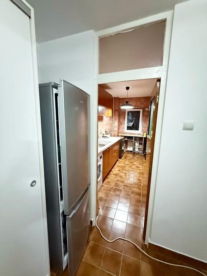 Garsonieră decomandată în Calea Călărașilor