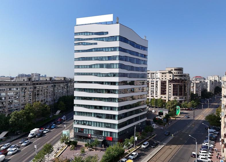 Birou, de 9,500 mp, în Muncii