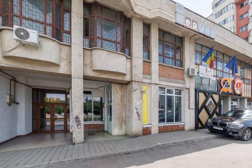 Spațiu comercial, de 87 mp, în Central