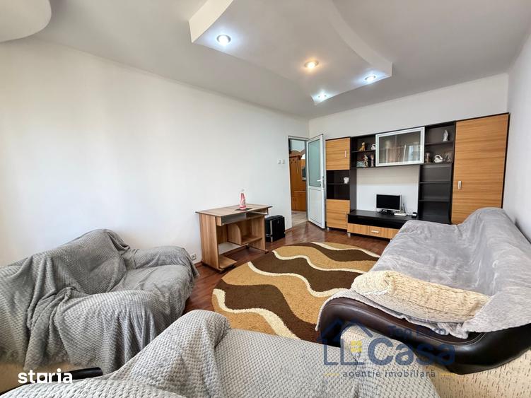 Apartament cu 2 camere decomandat în Central