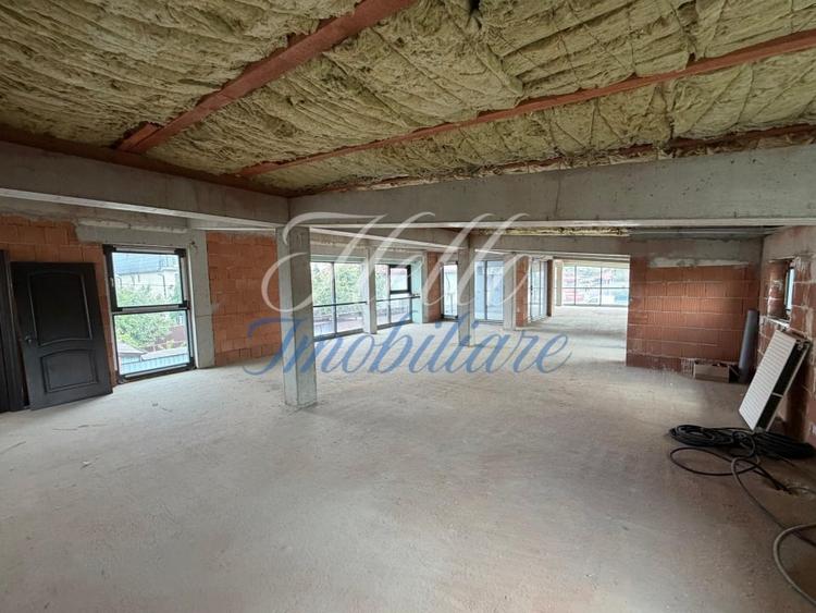 Spațiu comercial, de 162 mp, în Florești