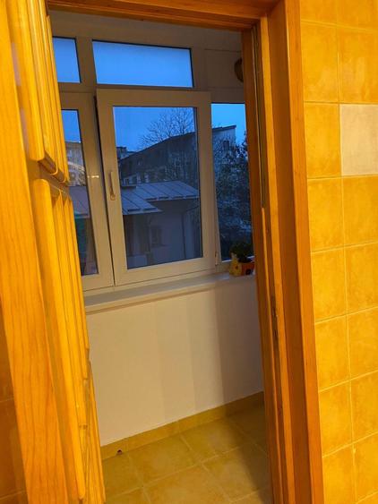 Inchiriez apartament 2 camere decomandat, etaj 2, Lujerului - 8