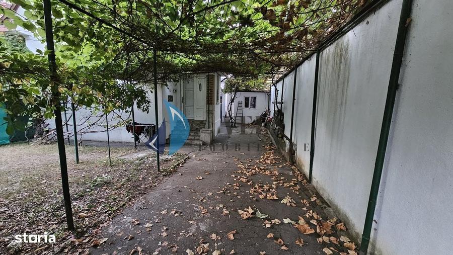 Garsonieră în Cornișa