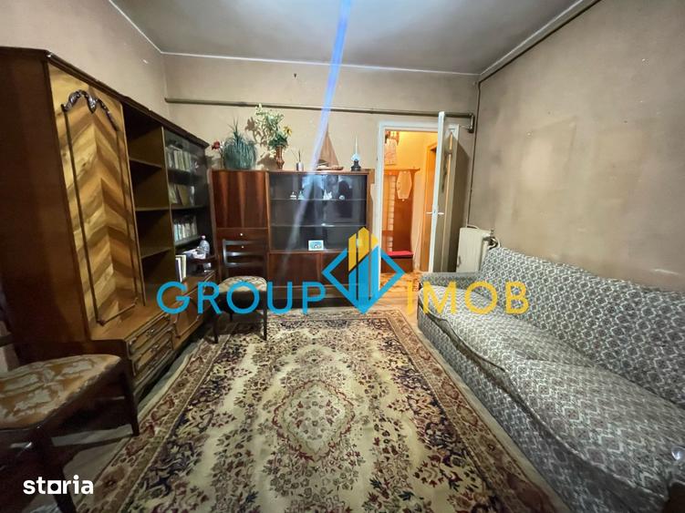 Apartament cu 3 camere semidecomandat în Ultracentral