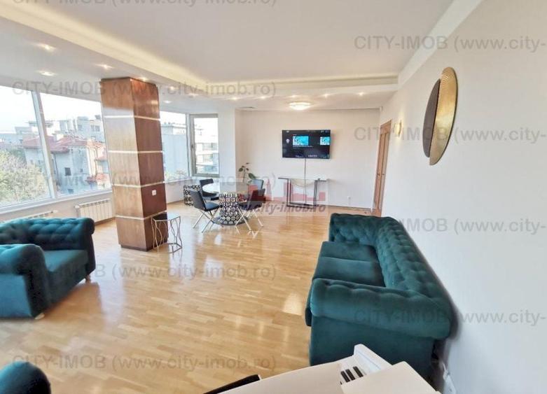 Apartament cu 3 camere decomandat în Primăverii