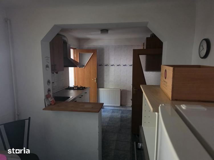 Casă cu 3 camere cu Teren 162 Mp în Vatra Luminoasă