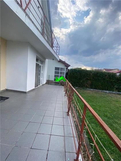 Casă individuală cu 4 camere cu Teren 500 Mp în Șura Mică