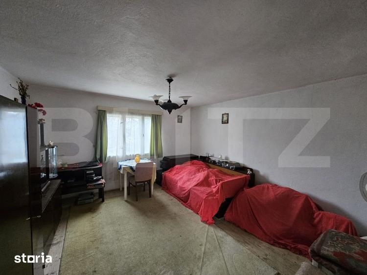 Casă cu 3 camere cu Teren 7297 Mp în Central